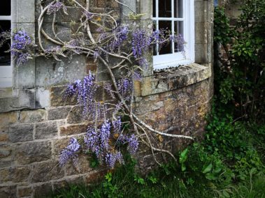 Inspirational setting